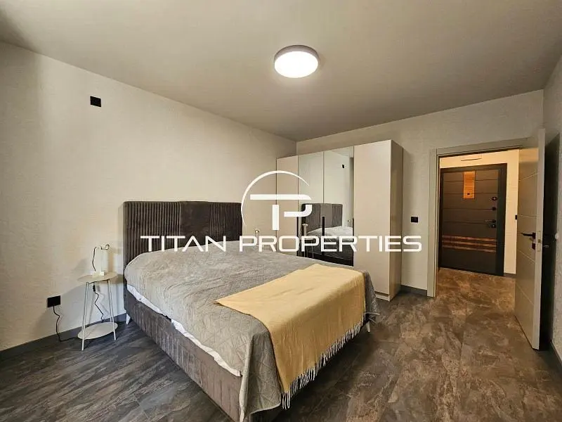 Bedroom; tile floor, natural light
