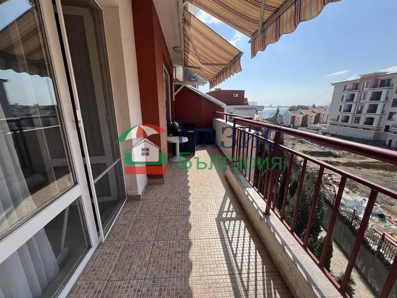 Balkon; uitzicht, natuurlijk licht