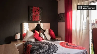 Yatak odası; doğal ışık, modern stil