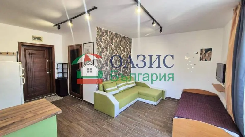 Living room; natural light, wood floor