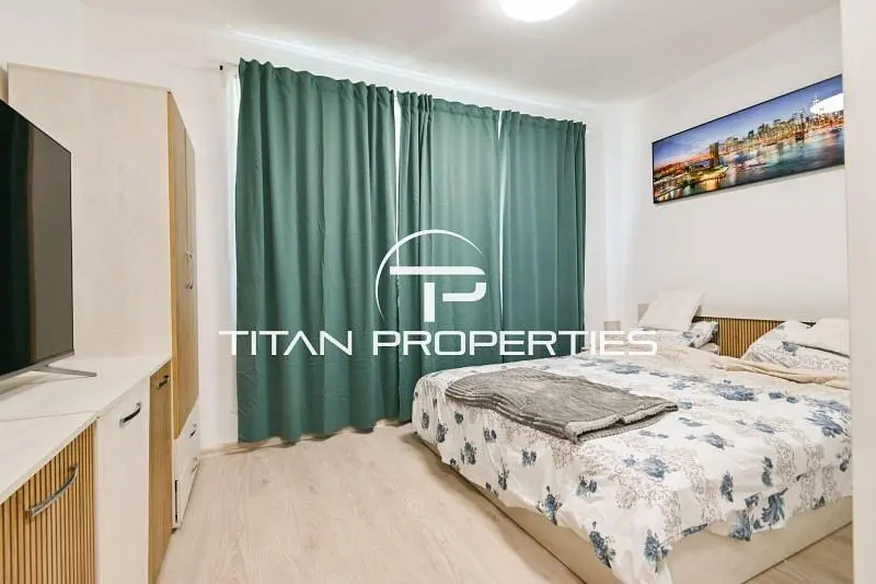 Camera da letto; luce naturale, stile moderno