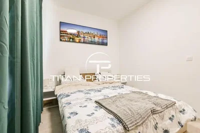 Camera da letto; luce naturale, stile moderno