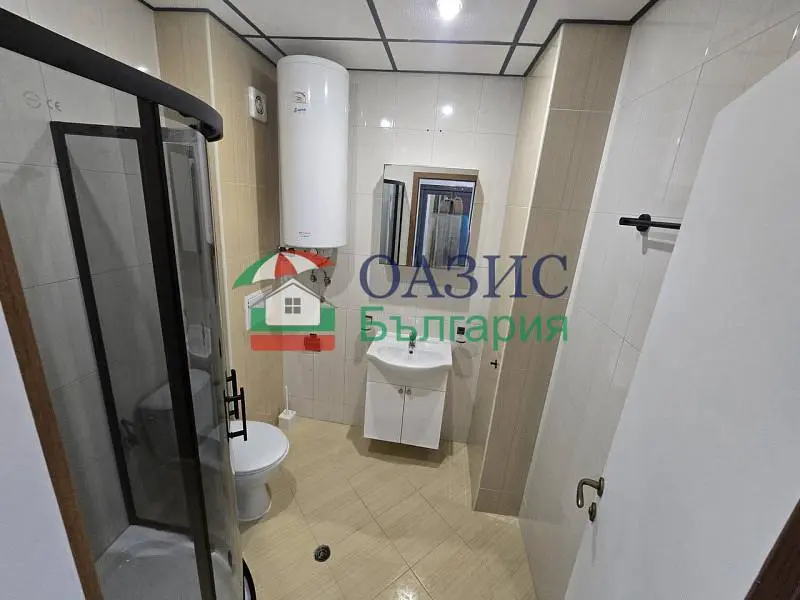 Bathroom; tile floor, renovated