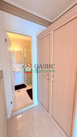 Szatnia; podłoga z płytek, wyremontowany, światło dzienne