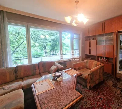 Living room; view, rustic style, natural light