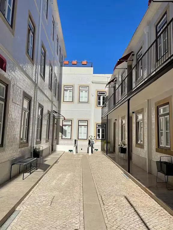 Haus und umgebung; tageslicht