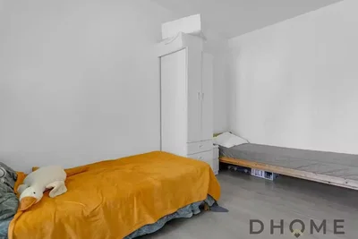 Bedroom; wood floor, natural light