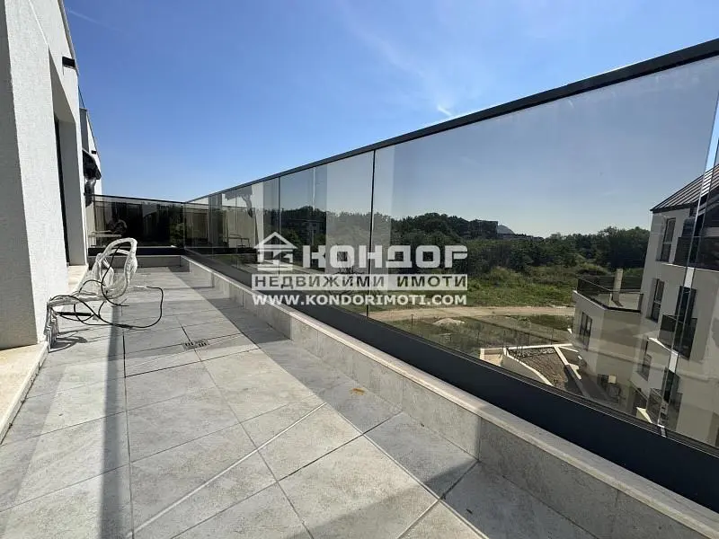 Balcony; tile floor, view