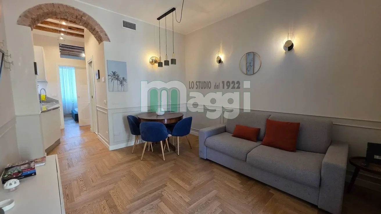 Wohnzimmer; holzboden, tageslicht, moderner stil