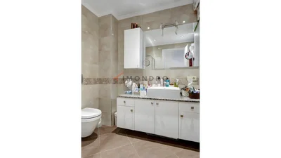 Banyo; fayans zemin, tadilatlı