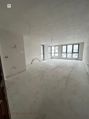 Ostalo; potrebna renovacija, prirodno svjetlo