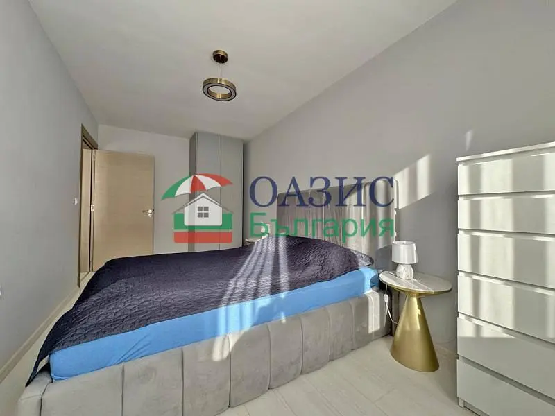 Bedroom; natural light, tile floor