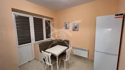 Kuhinja; kuhinjski aparati, pločice