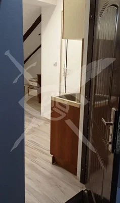 Kuhinja; kuhinjski aparati, pločice