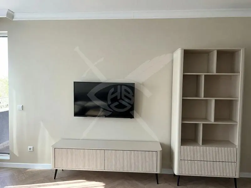 Dnevna soba; prirodno svjetlo, drveni pod