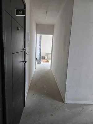 Ostalo; potrebna renovacija, prirodno svjetlo