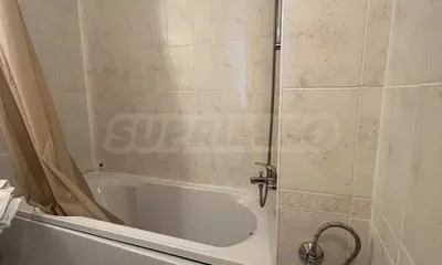Bathroom; tile floor, natural light