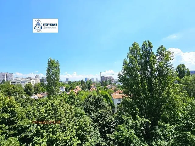 Кућа и околина; поглед, природно светло