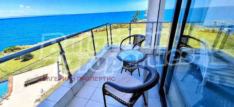Balkon; pogled, prirodno svjetlo