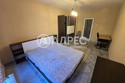 Spavaća soba; pločice, potrebna renovacija