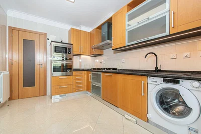Cuisine; électroménager, carrelage