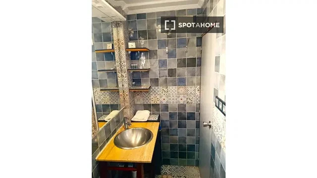 Хол