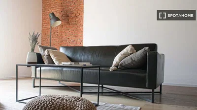 Wohnzimmer; moderner stil, holzboden, tageslicht