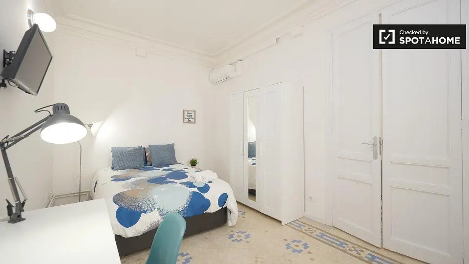 Schlafzimmer; tageslicht, moderner stil
