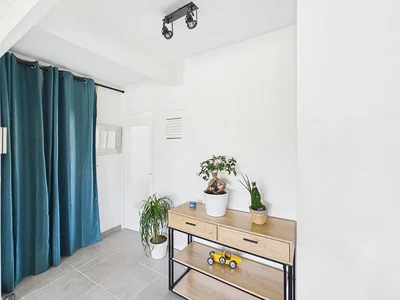 Living room; natural light, tile floor