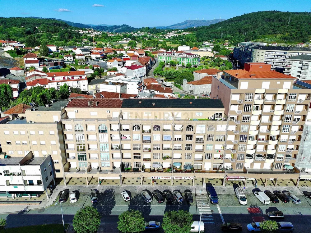 Maison et environs; vue