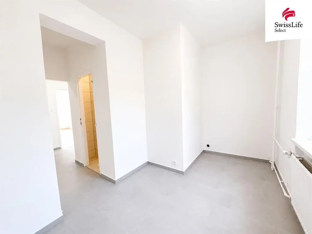 Other; natural light, needs renovation
