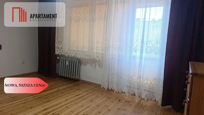Bedroom; wood floor, natural light