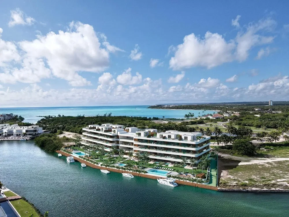 Dom a okolie; výhľad, prirodzené svetlo