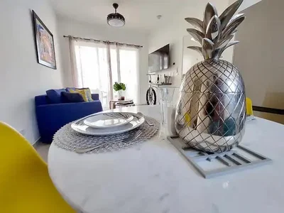 Obývací pokoj; přirozené světlo, moderní styl