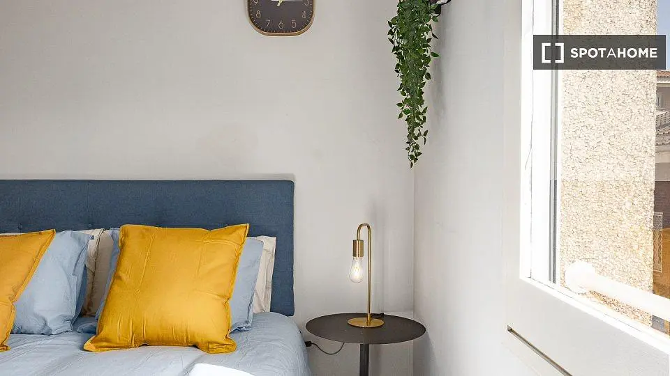 Schlafzimmer; tageslicht, moderner stil