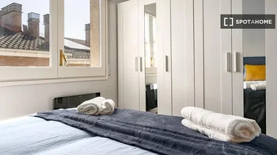 Schlafzimmer; tageslicht, holzbalken