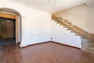 Other; needs renovation, tile floor