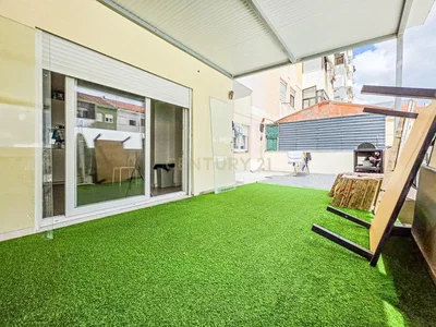 Terrasse; lumière naturelle, vue