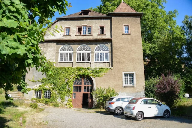 Haus und umgebung
