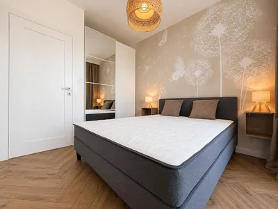 Chambre; parquet, lumière naturelle