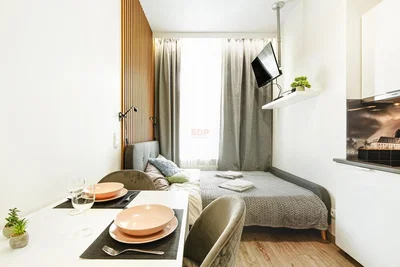 Mutfak; doğal ışık, modern stil, tadilatlı