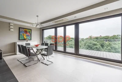 Altro; luce naturale, vista, stile moderno