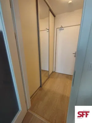 Vestiaire; parquet