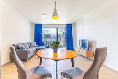 Soggiorno; luce naturale, stile moderno