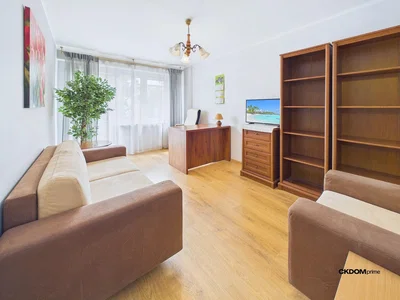 Wohnzimmer; holzboden, tageslicht, moderner stil