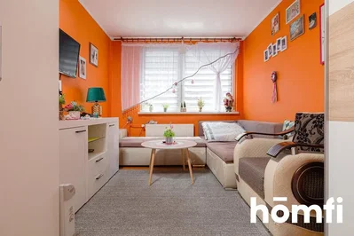 Oturma odası; doğal ışık, modern stil
