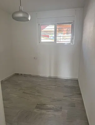 Other; tile floor, natural light