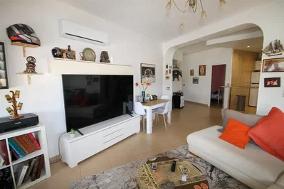 Salon; lumière naturelle, style moderne