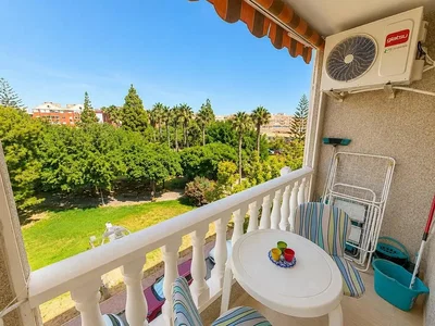 Balkon; výhled, přirozené světlo