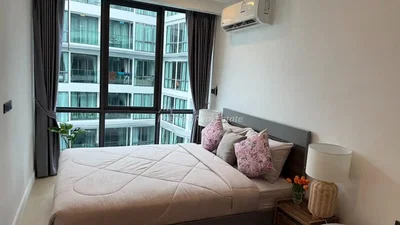 Bedroom; view, natural light